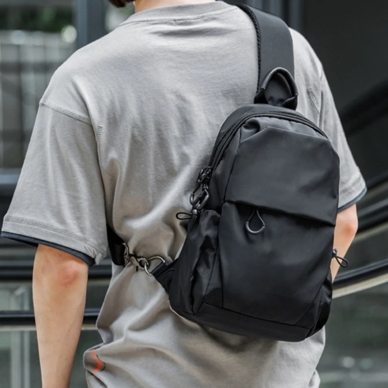 

Oxford Cloth Casual Chest Bag for Men, Large Capacity Waterproof Shoulder Sling Pack, Travel Daypack for Outdoor