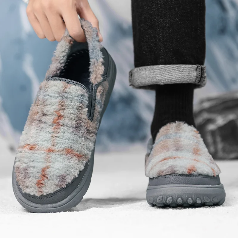 New Man Comfortable Snow Loafers Casual Slip on Shoes Warm Plush Cashmere Fur Winter Flats Men Walk Driving Shoes Moccasins