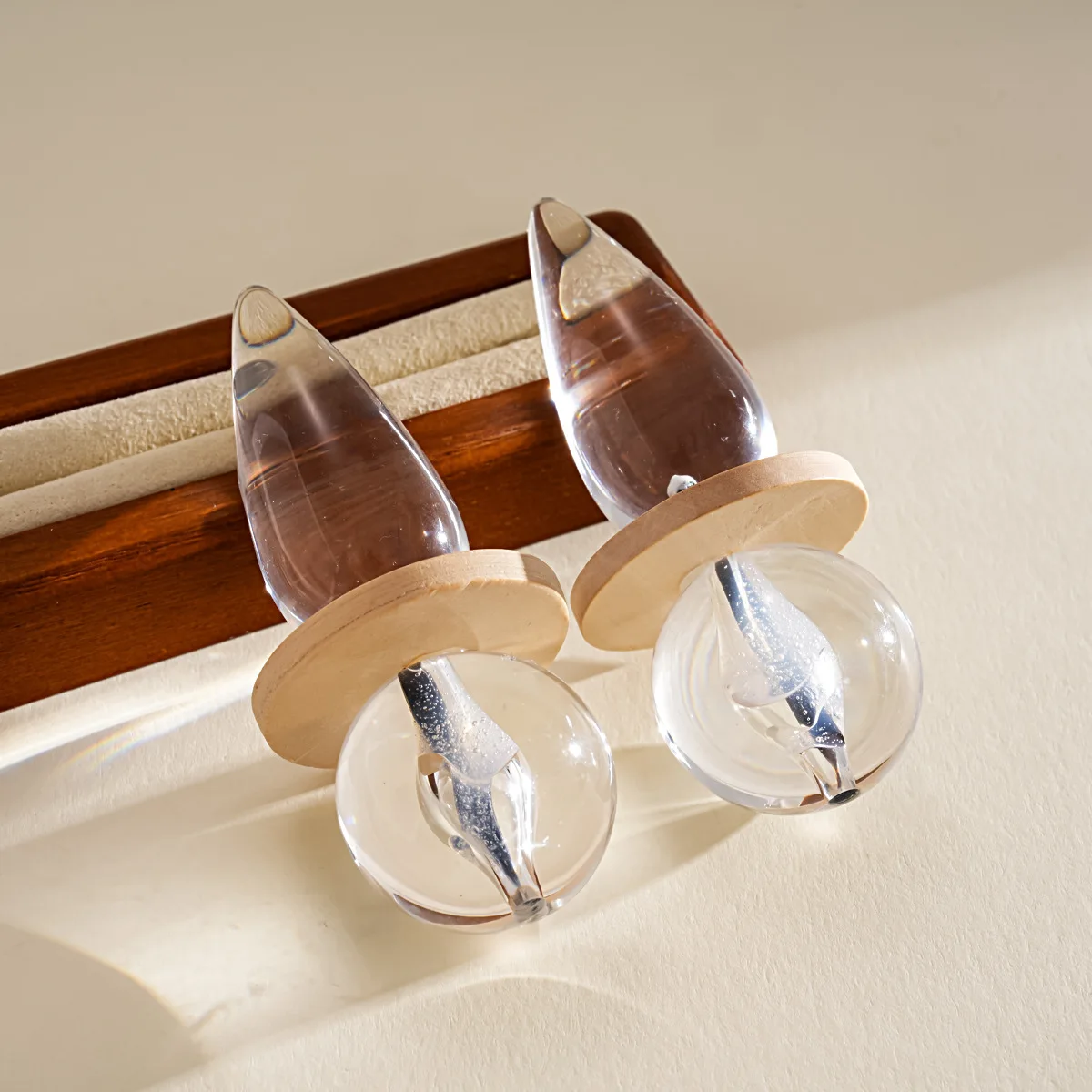 Gloss Clear Transparent Teardrop Resin Dangle Earrings Women Wooden Spacer Gourd-shaped Earrings Minimalist Charms Party Jewelry