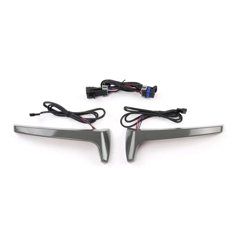 

Мощные светодиодные фонари (габаритные, поворотные, стоп-сигналы) для задних боковых кофров мотоциклов Indian Challenger, Chieftain, Pursuit