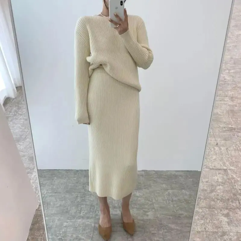 2024 New Solid Color Sleeveless Knitted Turtleneck One Pieces High Knitted Long Skirts Women Elegant Slim Half Skirt Set E1557