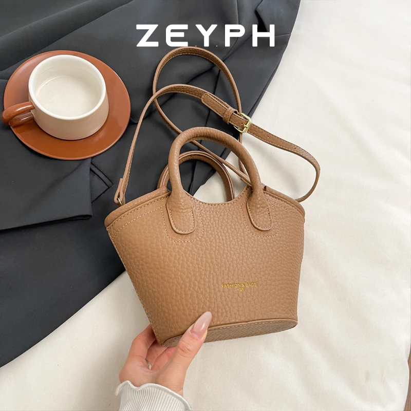 

Zeyph Women Tote Bag Solid Color Small Shoulder Bag Trendy Handmade Korean Fashion 2025 Hollow Out Handbag Hand Bags