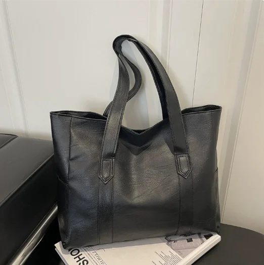 Thumbnail 3 - #14 Best Handbags to Buy In 2026