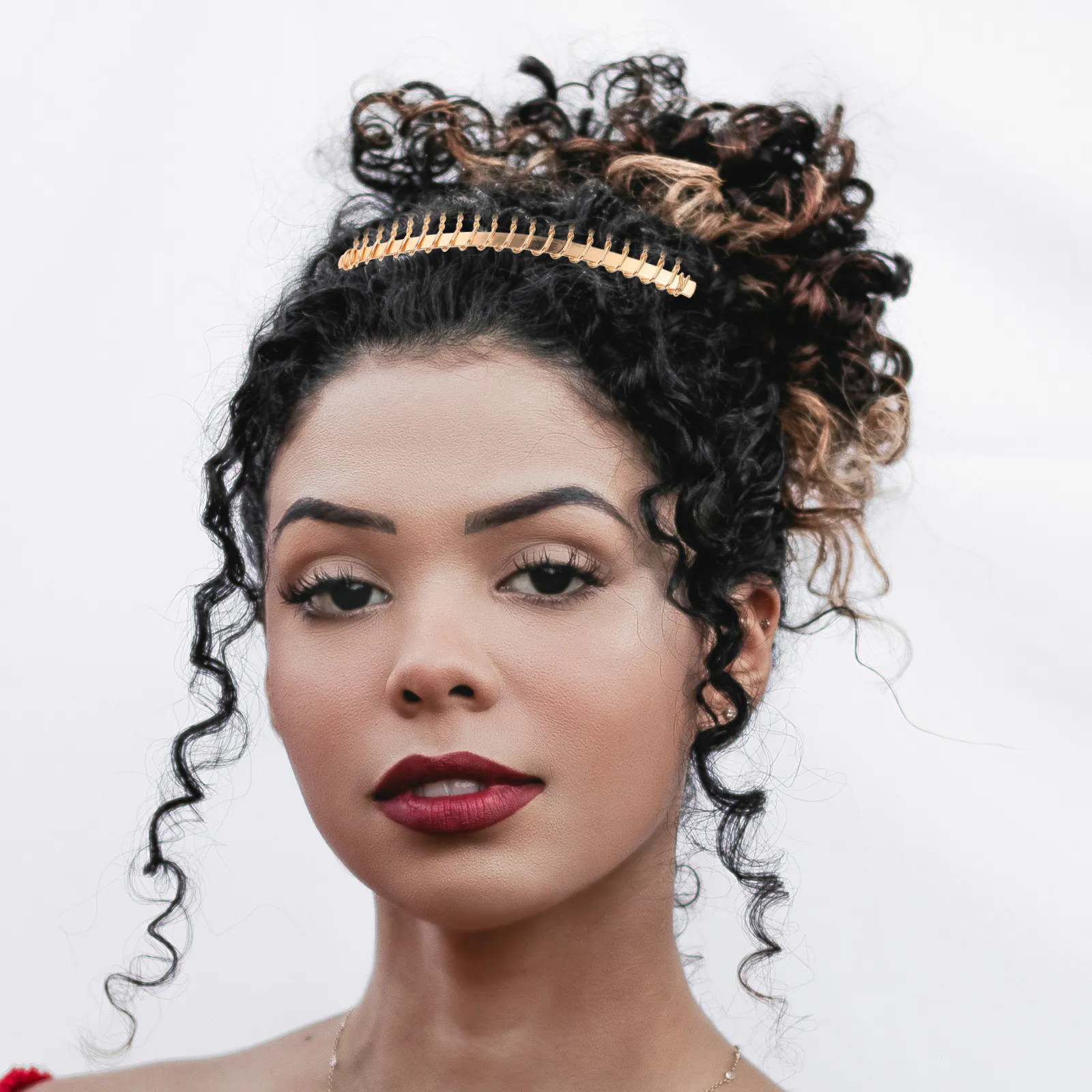 

Набор из 12 металлических гребней для волос премиум-класса с 20 зубцами, витым дизайном, устойчивые к ржавчине, с гладкой отделкой, для свадеб, вечеринок, выпускных и торжественных мероприятий