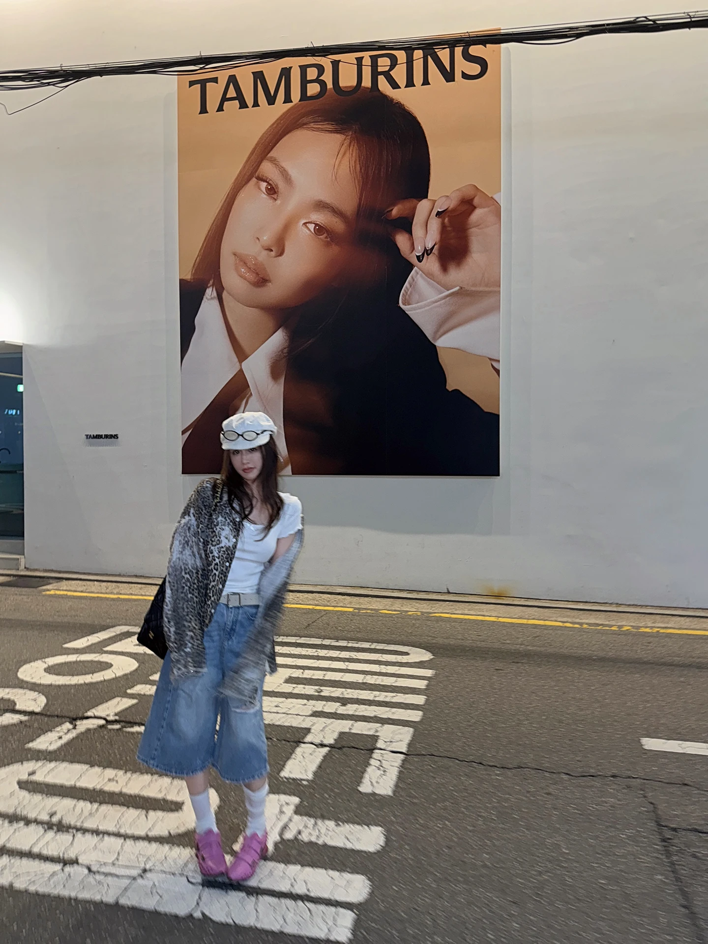 

Женская футболка IUIU с модным леопардовым принтом, с эффектом сильной потертости, новая, класса люкс, с индивидуальным дизайном, повседневная, свободного кроя, из хлопка