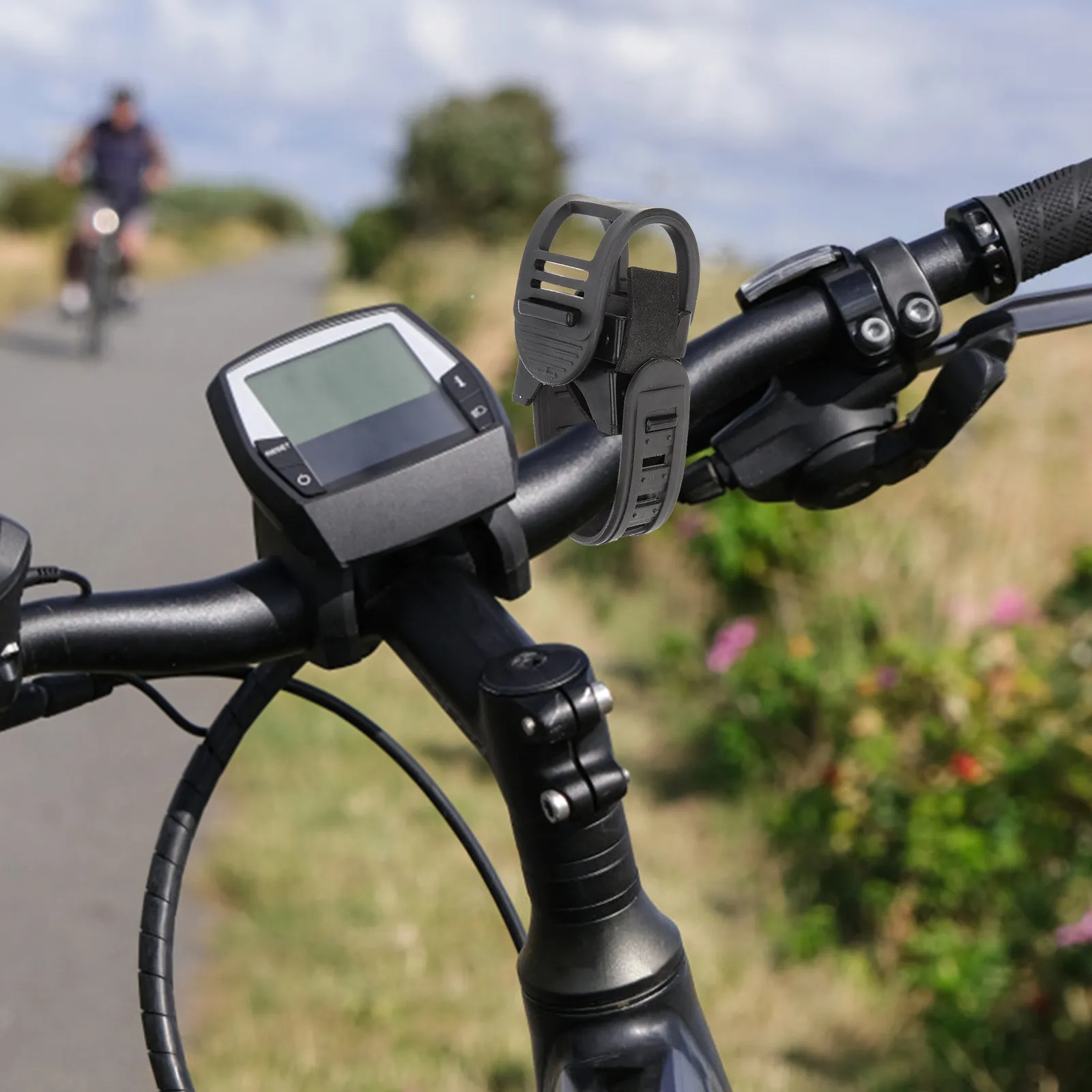 3pcs Bike Light Clip Outdoor Flashlight Bracket For Cycling Torch Stand Mount Bike Handlebar Rack Durable Flashlight Holder