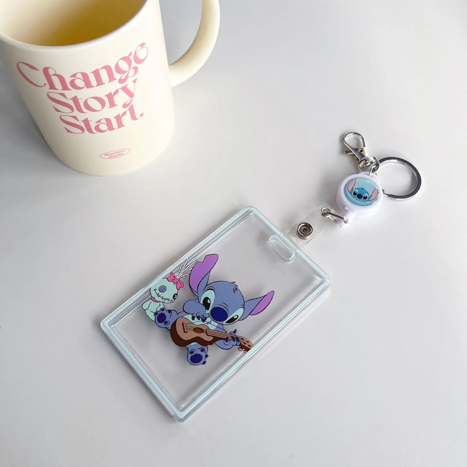 ที่ใส่บัตรลายสติทช์จากดิสนีย์น่ารัก  อะคริลิคใส  ที่ใส่บัตรนักเรียน  สายคล้องคอปรับได้  กระเป๋าใส่บัตรแบบหนีบ  ของขวัญสำหรับเด็กผู้หญิง