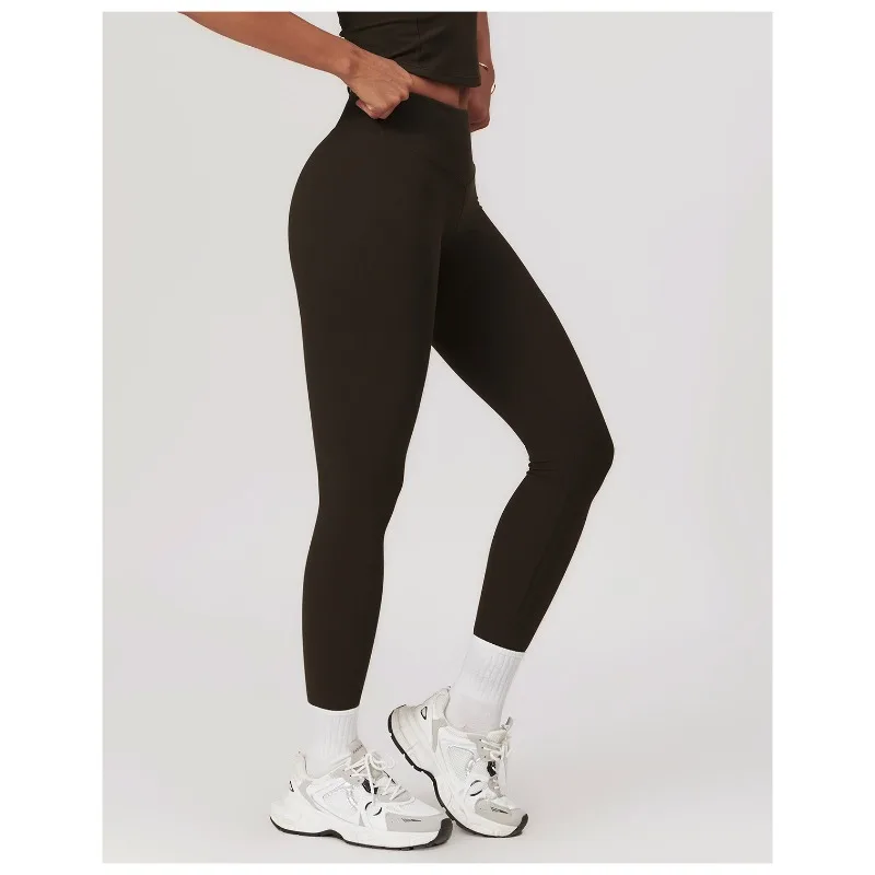 

Slimming and Tight Fitting Fitness Pants, High Waisted and Hip Lifting Yoga Pants, Women's Running and Exercise Leggings