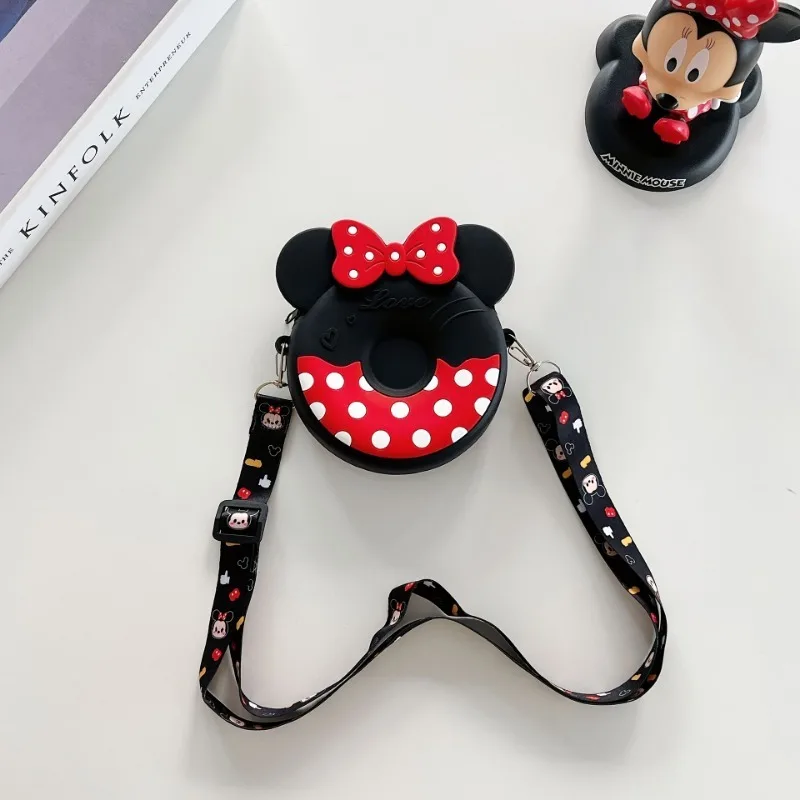 حقيبة كروس صغيرة من السيليكون من Cute Bow Disney Minnie Mouse - خفيفة الوزن وحزام قابل للتعديل وسحاب مفتوح وإغلاق حقائب كتف #4