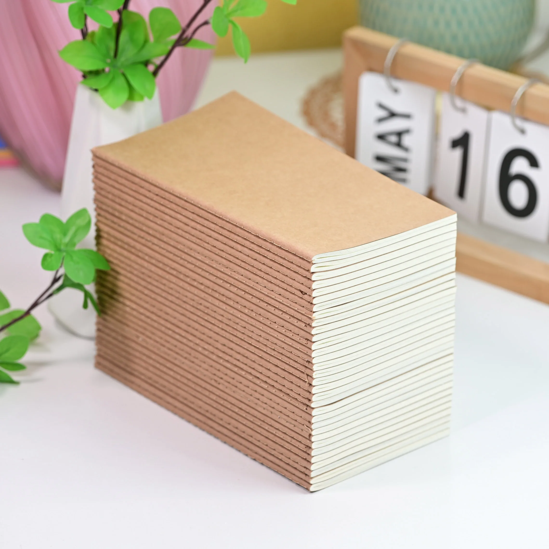 1PC A6 Kraft Cover Stapled Travelers Notebook Refill Inserts, 4 Types Paper Blank/Lined/Grid/Dot, TN for Travel Journal Gift Set