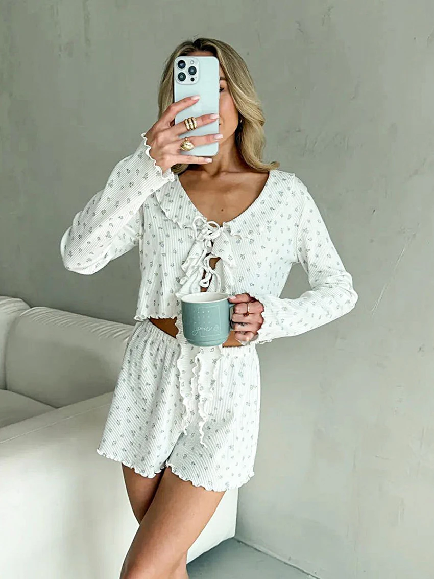 

Marthaqiqi Printing Ladies Nightgown Suit Long Sleeve Pajama Lace Up Nightie Sexy Crop Top Nightwear Shorts Female Sleepwear Set