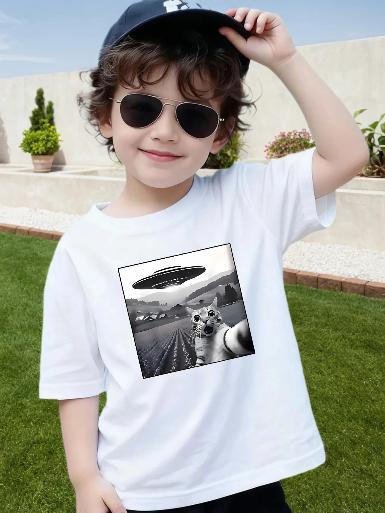 Funny Ufo Alien Surprised Cat Selfie Graphic Kids Tee Boys Girls Cotton Summer Soft Casual Unisex Kids Daily Short Sleeve Shirts