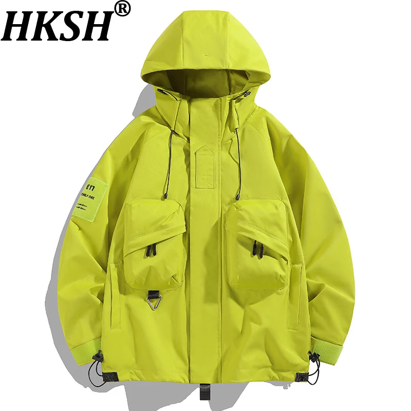 HKSH Spring Autumn New Men Dark Tide Outdoor Three-Proof Patchwork Hooded Jacket Trendy Fashion Casual Safari Style Coat HK18474