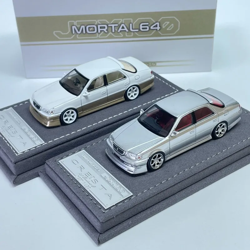 

Diecast Mortal Toyota CRESTA Sentiment 1:64 Scale Alloy Car Model