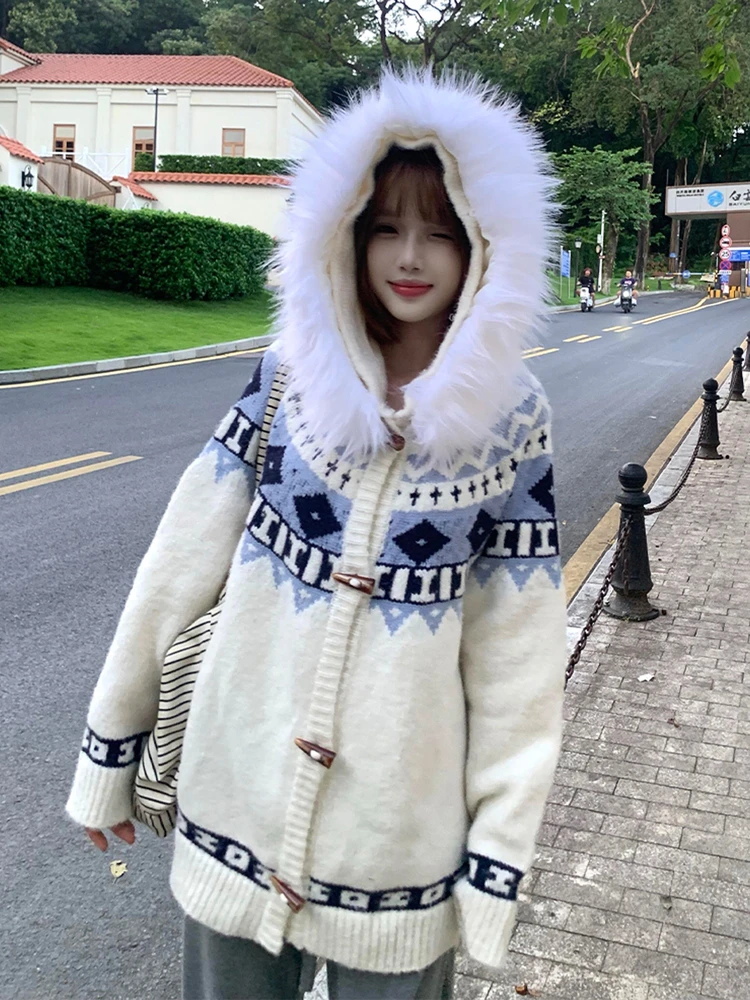 

Men's Knitted Hooded Sweater Coat with Fur Collar And Horn Buttons Casual Loose Fit Fair Isle Pattern for Couples