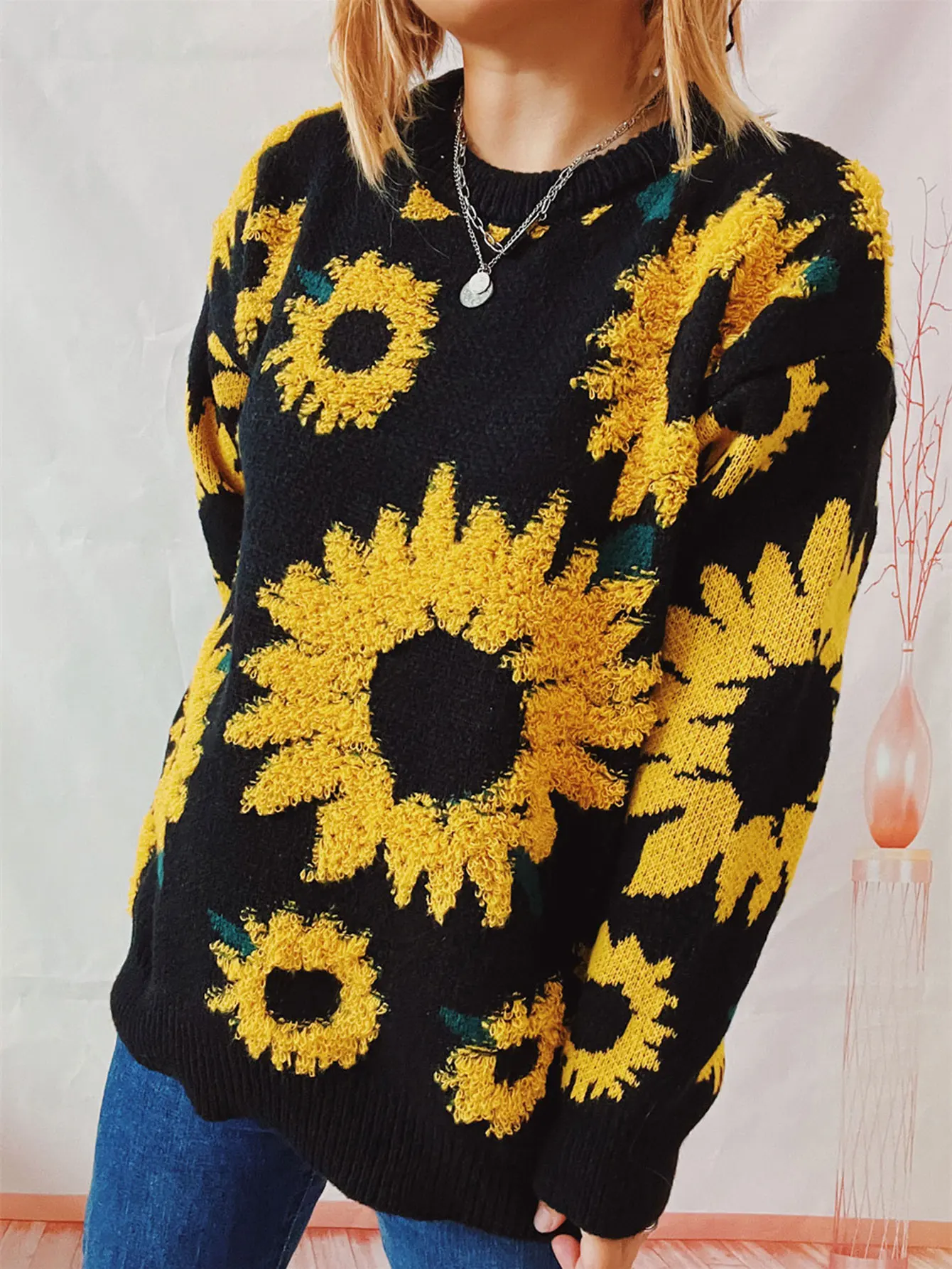 Women's Patchwork Floral Decor Long Sleeve round Neck Sweater for Autumn Winter Basic Daily Wear Fit Style