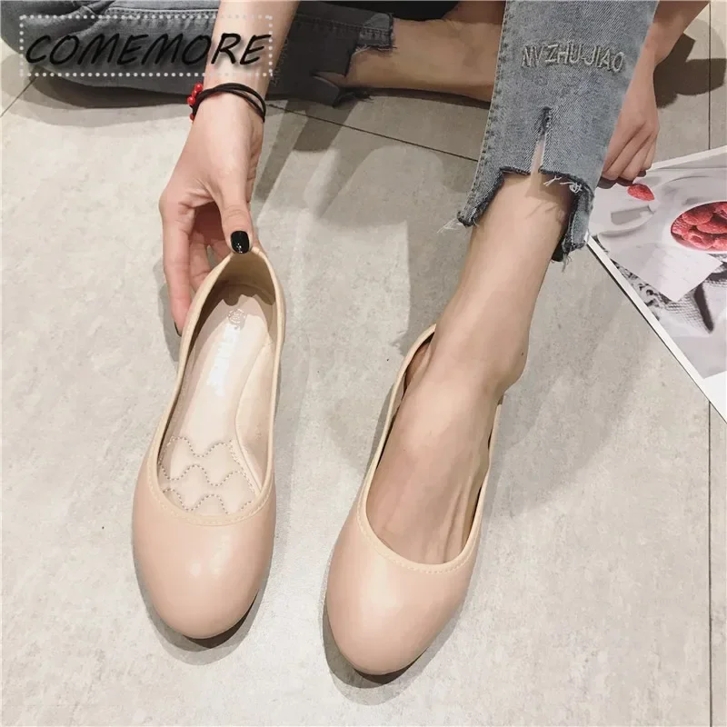 Women Ballet Flat Shoes Round Toe Silver Gold Slip on Loafers Lazy Casual Shoes Plus Large Size Waterproof Comfortable Luxury PU