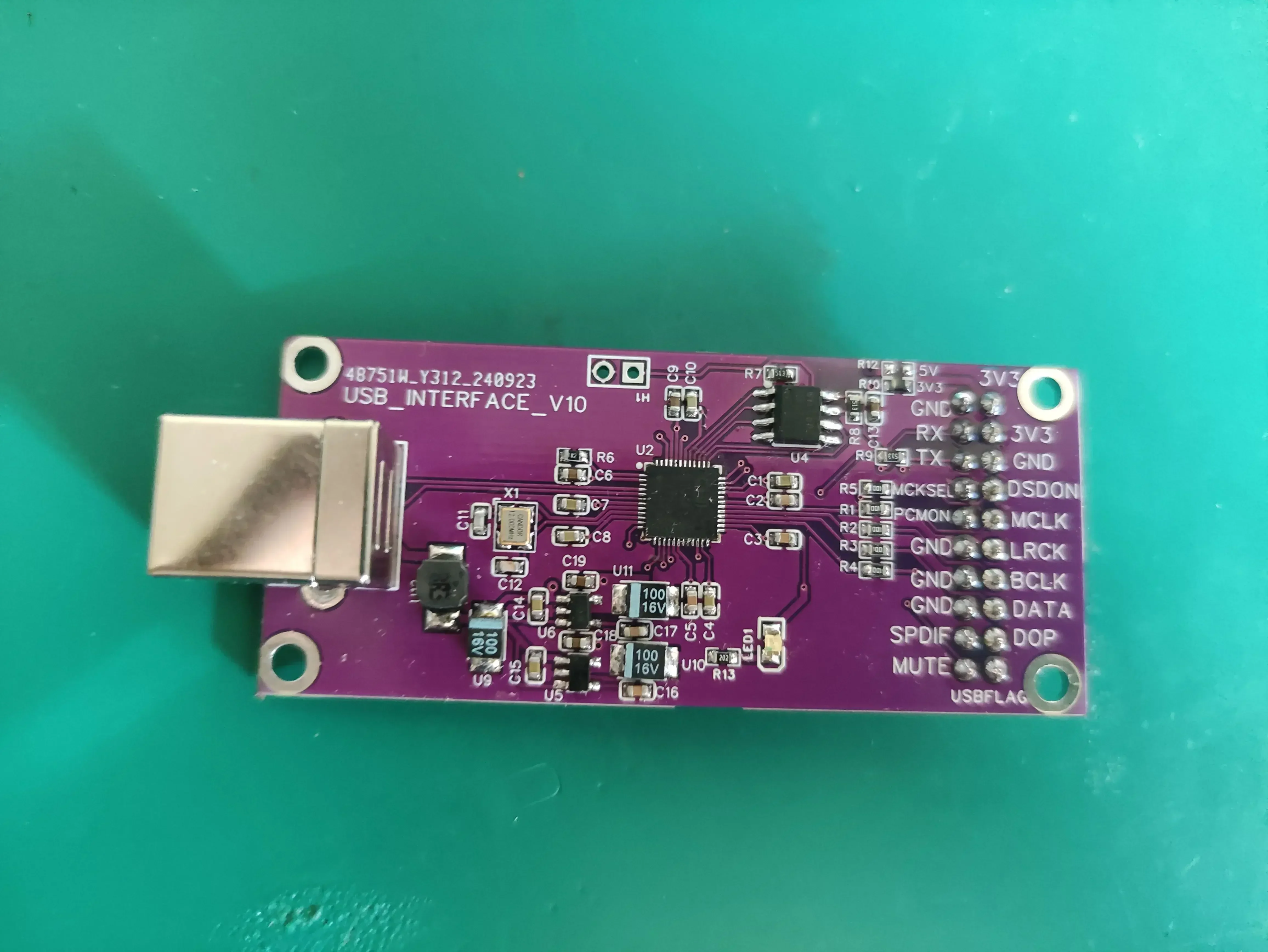 

USB digital face CT7601 compatible with Italian interface DSD512