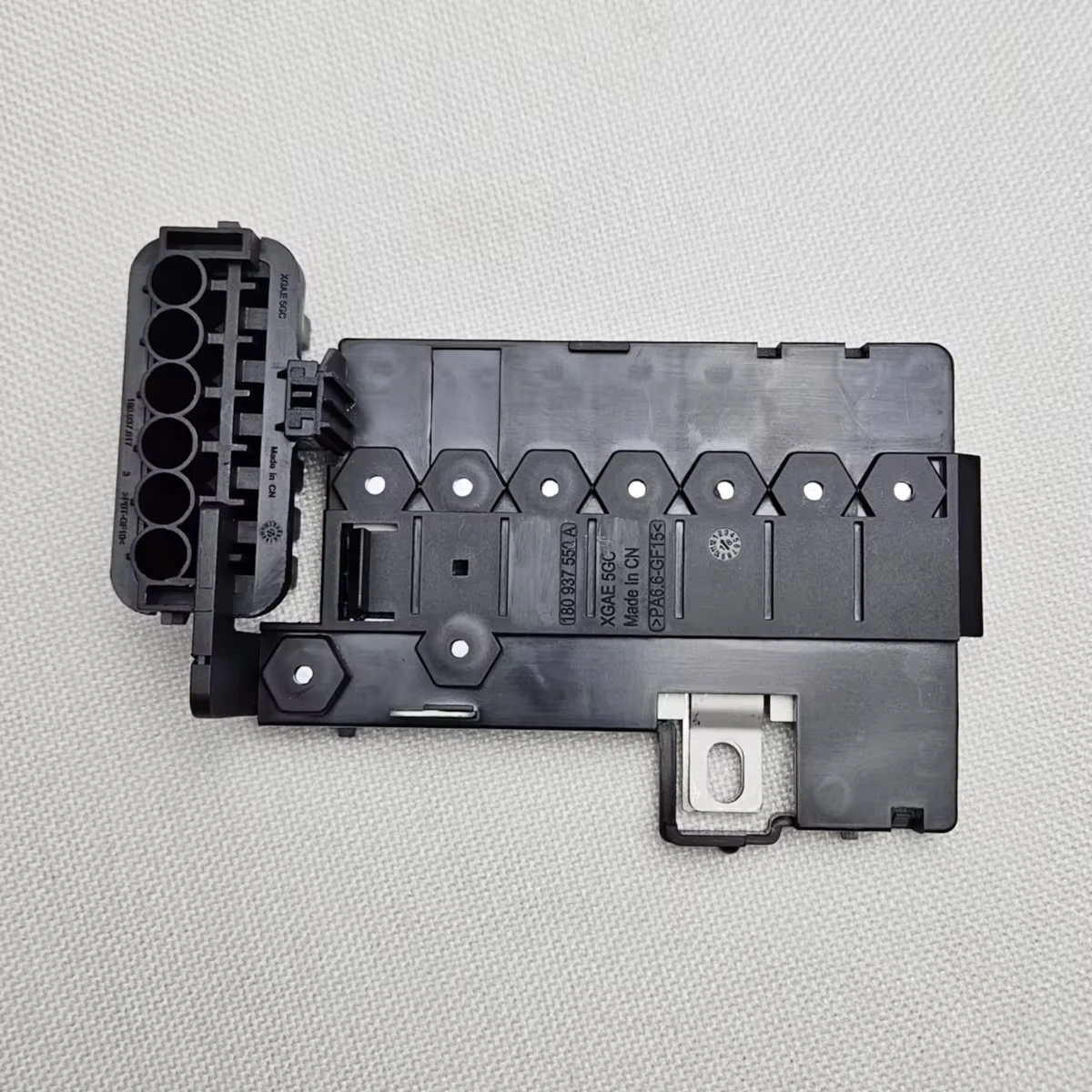 6R0 937 550 A 6R0937550A 6R0934617 New Car Battery Circuit Fuse Box for Skoda Octavia Rapid Fabia VW Bora MK6 Polo UP Sangtana