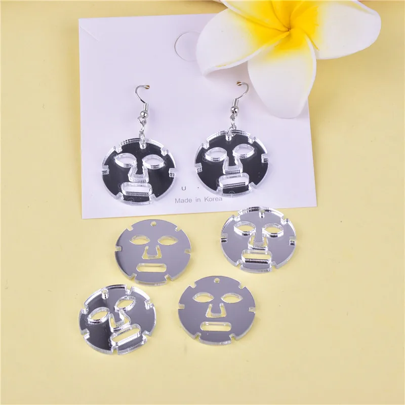 

20pcs 27mm Double Face Arcylic Facial Mask Charms for DIY Handmade Jewelry Finding