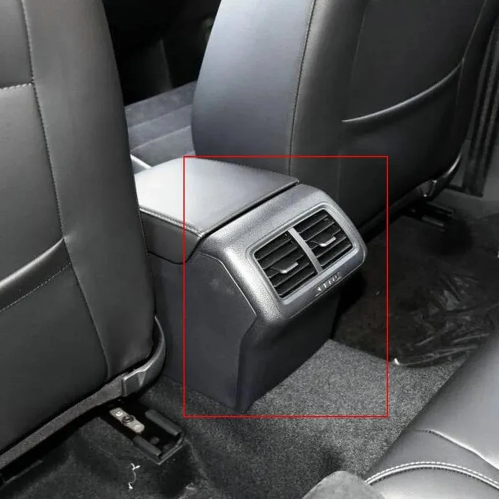 Рисунок 6 - Автомобильный задний подлокотник