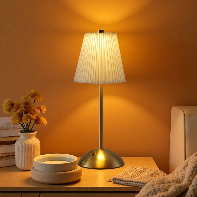Postmodern Metal Fabric Pleated Bedroom Bedside Small Night Floor Lights Charging Touch Atmosphere Coffee Shop LED Table Lamps