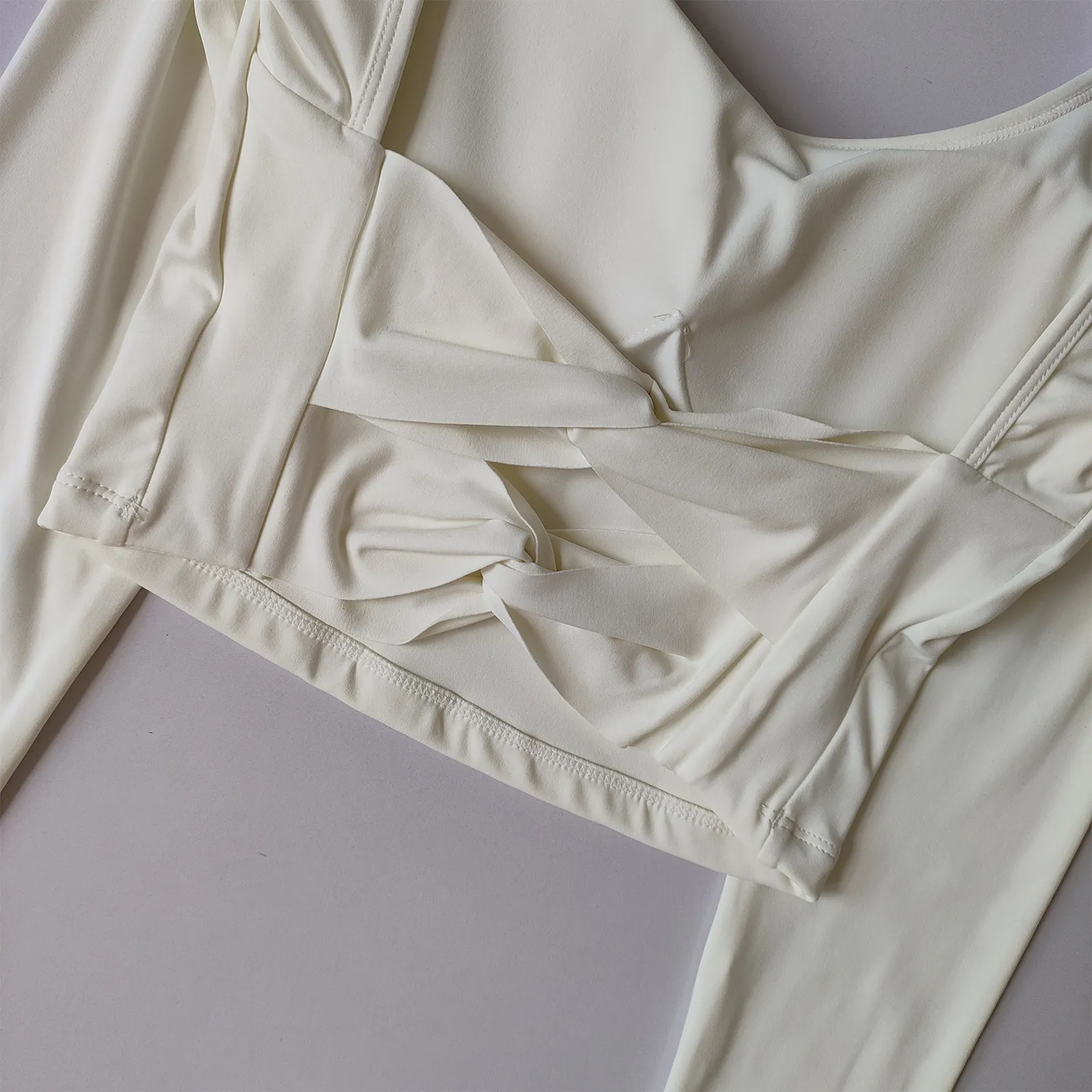 Sexy Yoga-Shirt für Damen, rückenfrei, langärmelig, mit gepolsterten Cups, Sport-Top, Fitness-T-Shirt, Pilates-Oberteil, Yoga-Bekleidung – Detail 12
