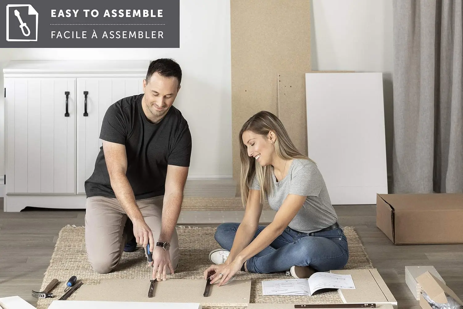 Computers tall, mittlerer Schreibtisch