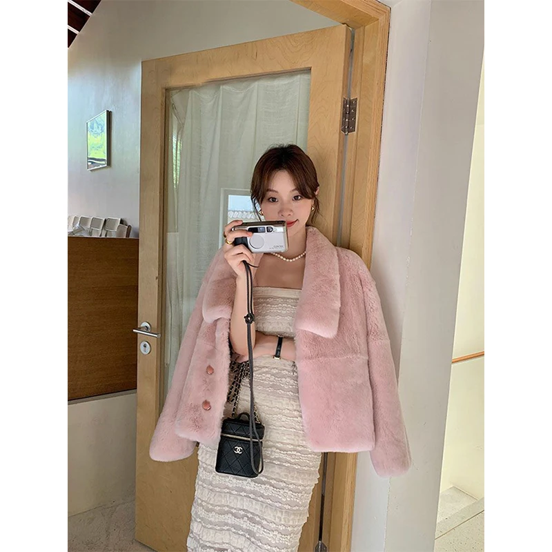 Sweet Faux Fur Coat Women Elegant Cropped Fluffy Jacket Korean Furry Short Outwear Winter Thick Single Breasted Plush Overcoat