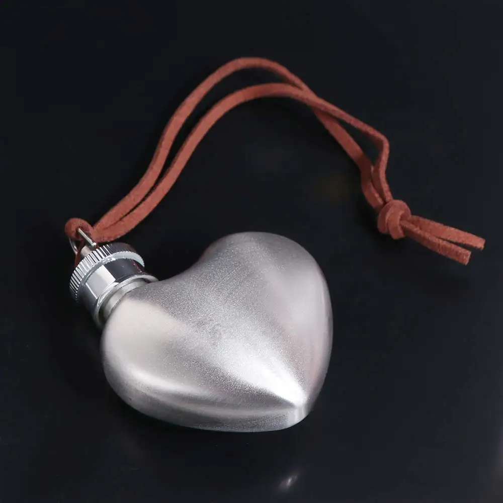 Creative Mini Heart Hip Flask 1 Oz Leakproof Wine Pot Food Grade Stainless Steel Flagon Spirits