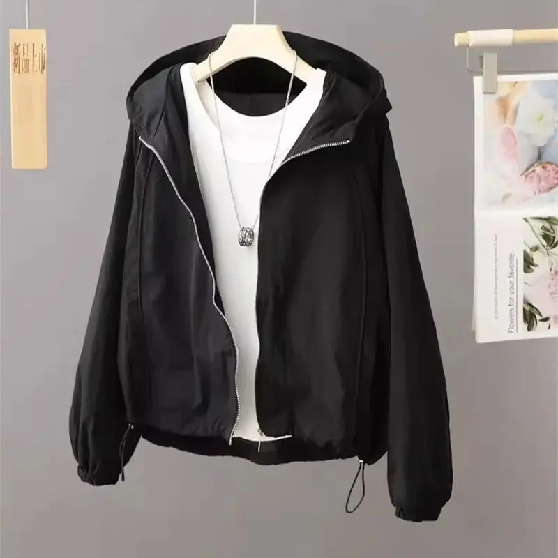 Spring and Autumn New Windproof Hooded Short Coat Casual Age Reducing Loose Windbreaker Women\'s Jacket White Rush Coat Trend S77