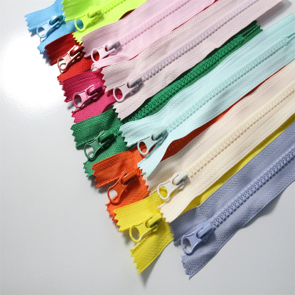 (10PCS)5# resin closed tail 30CM zipper pocket Short zipper bag closed color zipper multi-color manufacturer instant delivery