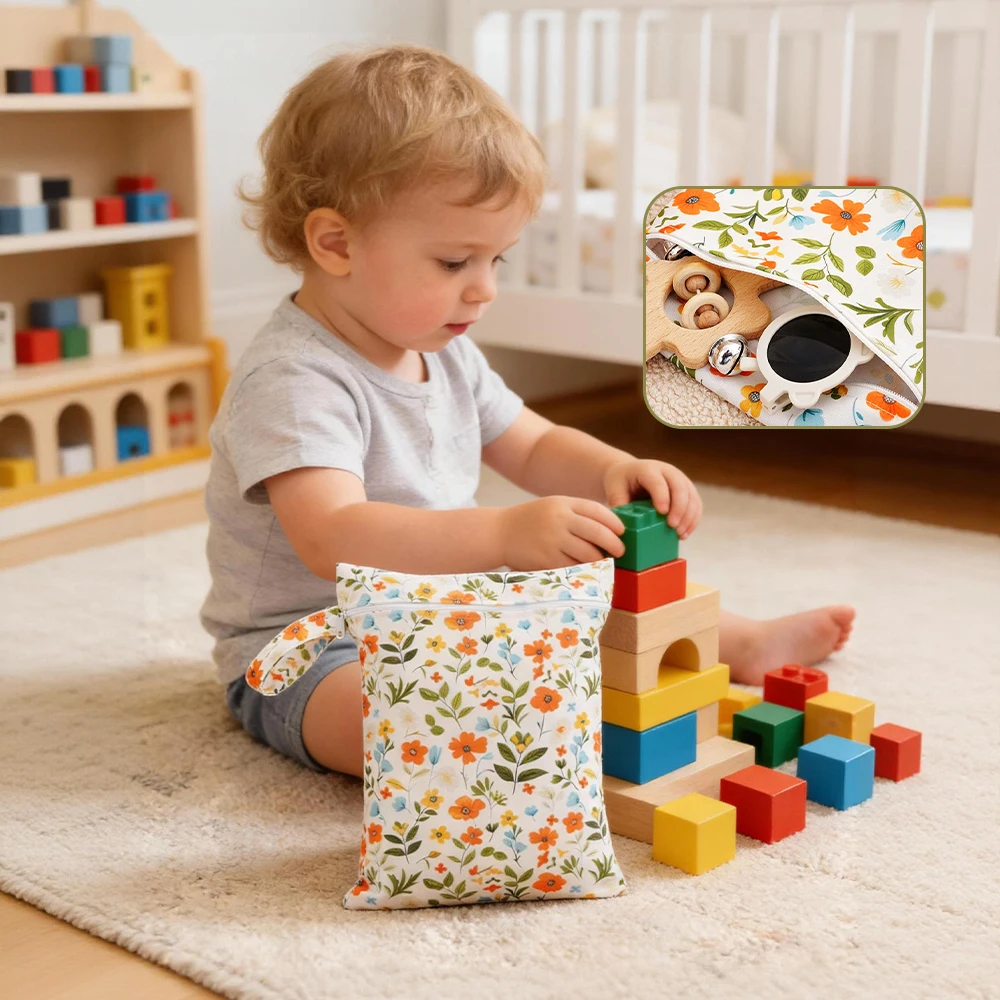 HappyFluent waterproof baby diaper bag is a good helper for travel. It is a dry and wet dual-use backpack that can be reused.