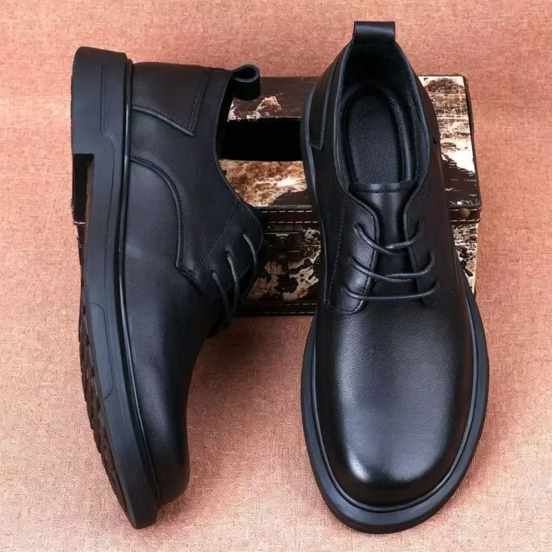 Men's Business Casual Breathable Shoes Spring 2026 New Style Leisure Leather Shoes Increased Height Inner Design British Style