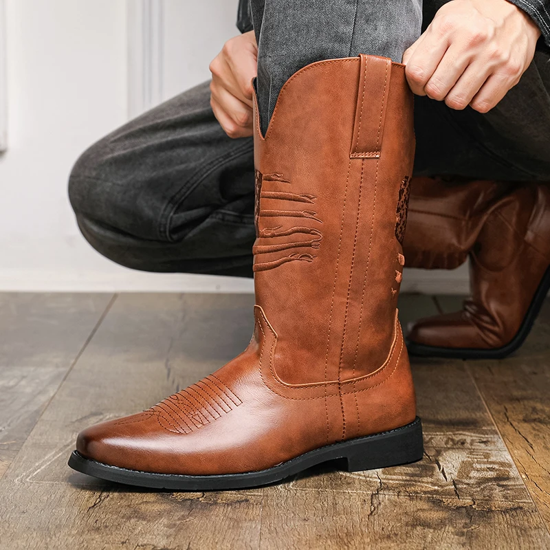 أحذية عالية الجودة للرجال PU مطرزة بكعب منخفض أحذية رعاة البقر الغربية العصرية