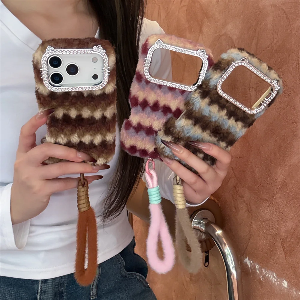 Korea Ins Stripes Fibrous material Phone Case For iPhone 18 Pro 14 15 16 17 Pro Max Cover Shockproof Cute Plush Cases with Chain