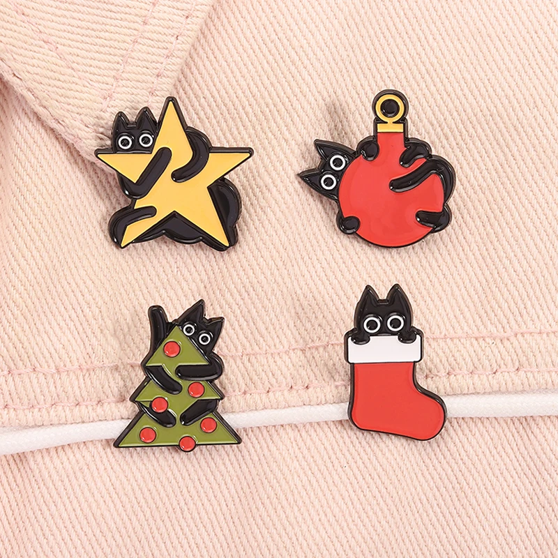 Schwarze Katze Weihnachtsbaum Emaille Pin Weihnachtsstrumpf Stern Niedliches Tier Urlaub Kätzchen Broschen Revers Abzeichen Schmuck Geschenke für Freunde