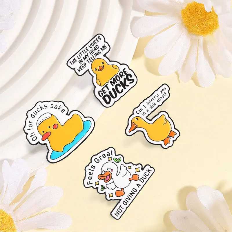 Cute Funny Duck Badge Cartoon Sassy Duck Enamel Pins Fashion Lapel Metal Brooches Backpack Clothes Jewelry Gift for Friends