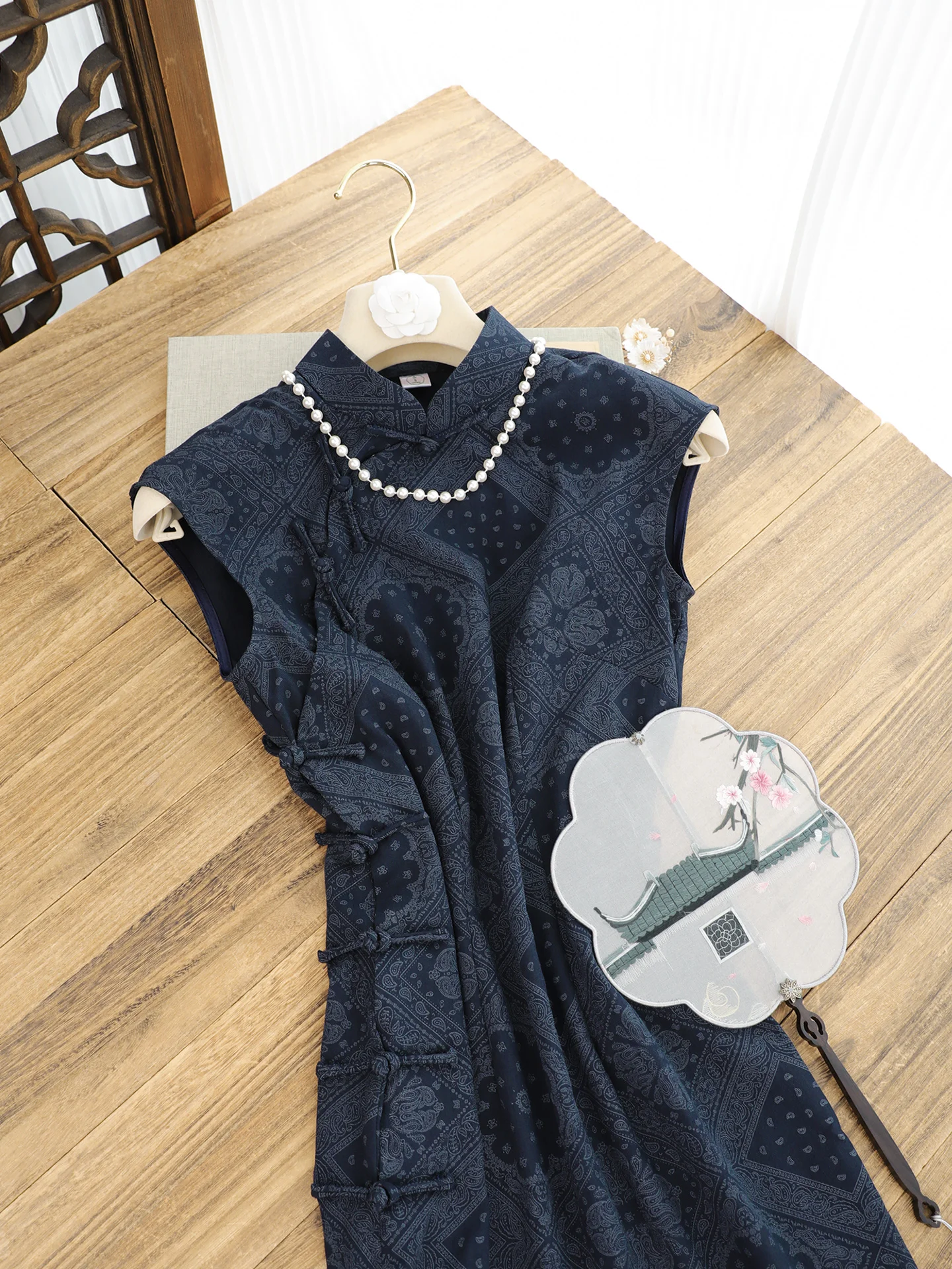 Young Women's Vintage Blue Chinese  Dress Breathable Floral Pattern Long Slant Collar Short Sleeve Daily Wear