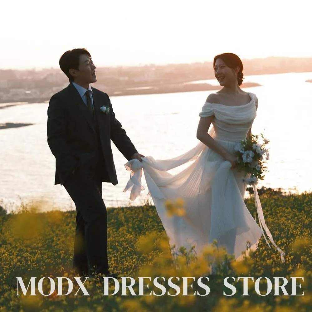 

MODX Elegant Scoop A-line Wedding Dresses Off Shoulder Pleat 웨딩드레스 Korea Photoshoot Floor-Length Customised Bride Gowns 2025