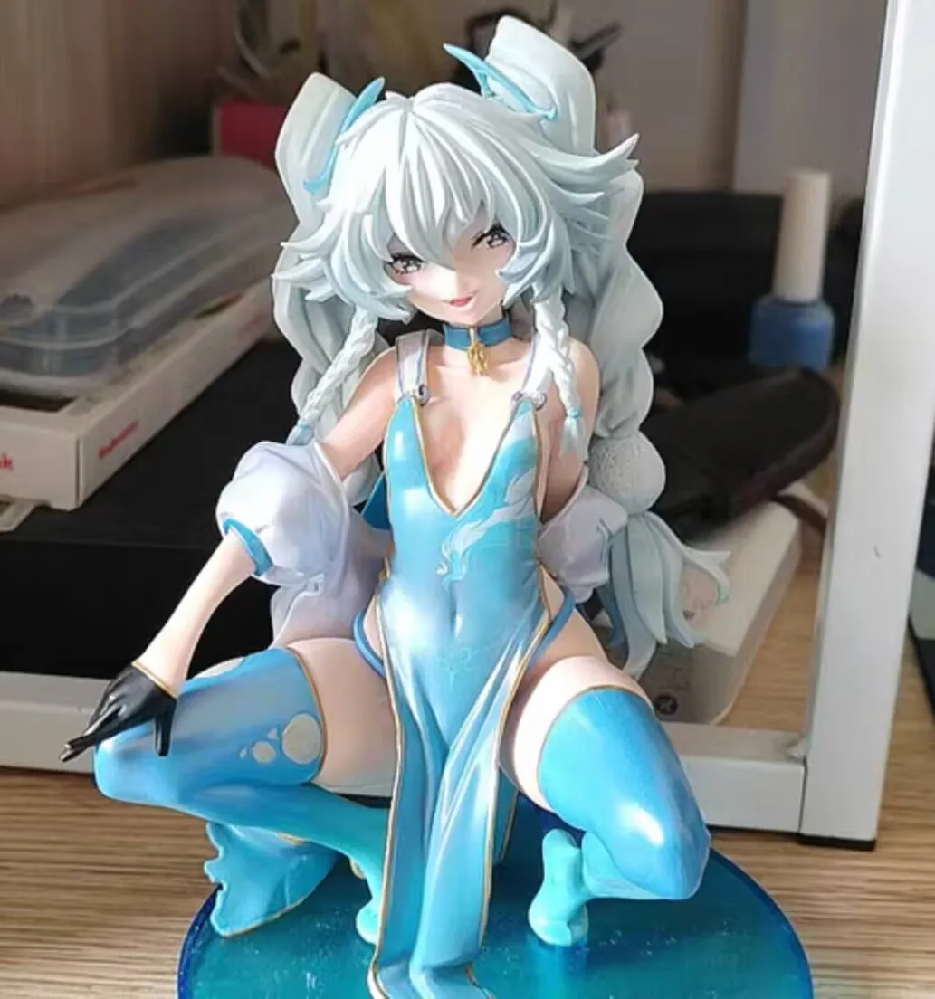 Patung Anime Girl Frontline Cuique Mei - Hadiah Koleksi Ornamen Sasis Model Cantik Ekor Kuda Ganda Postur Jongkok