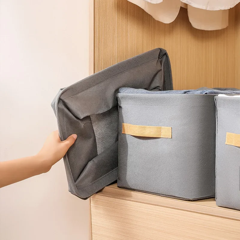 Nordic Style Foldable Clothes Storage Box Non-woven Fabric Collapsible Wardrobe Organizer Bin for Bedroom Home Organization