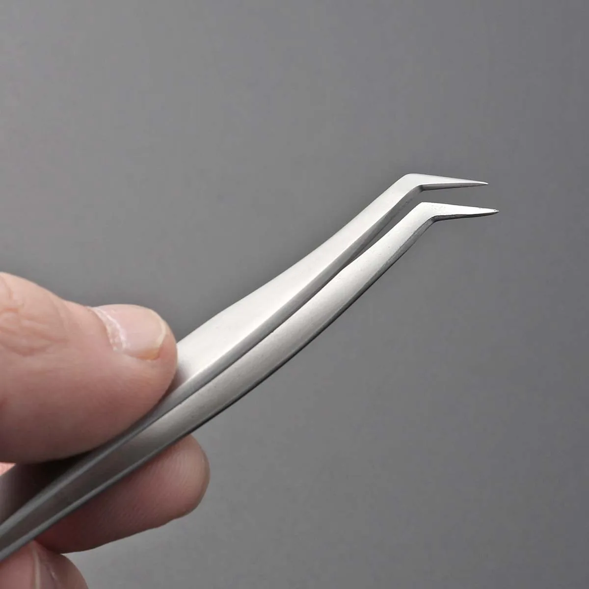 Eyelash Tweezers Stainless Steel Precision Grafting Tool For False Lashes Fine Tip 7-Shaped Clip Lightweight Dull Polish