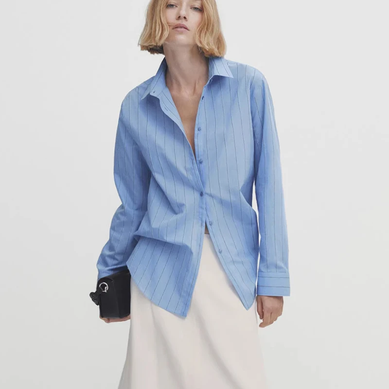 

Comfortable Casual Women's irt Cotton Blend Blue Stripes MD Women's irt Street Sle Square Collar ort Sve Straight Cut