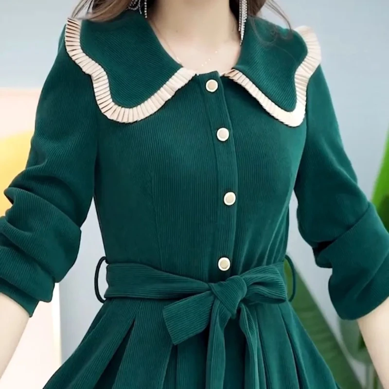 2023 Autumn Winter Women\'s Dress Fashion New Thickened Corduroy Doll Collar Long Sleeve Slim Button Dresses With Belt