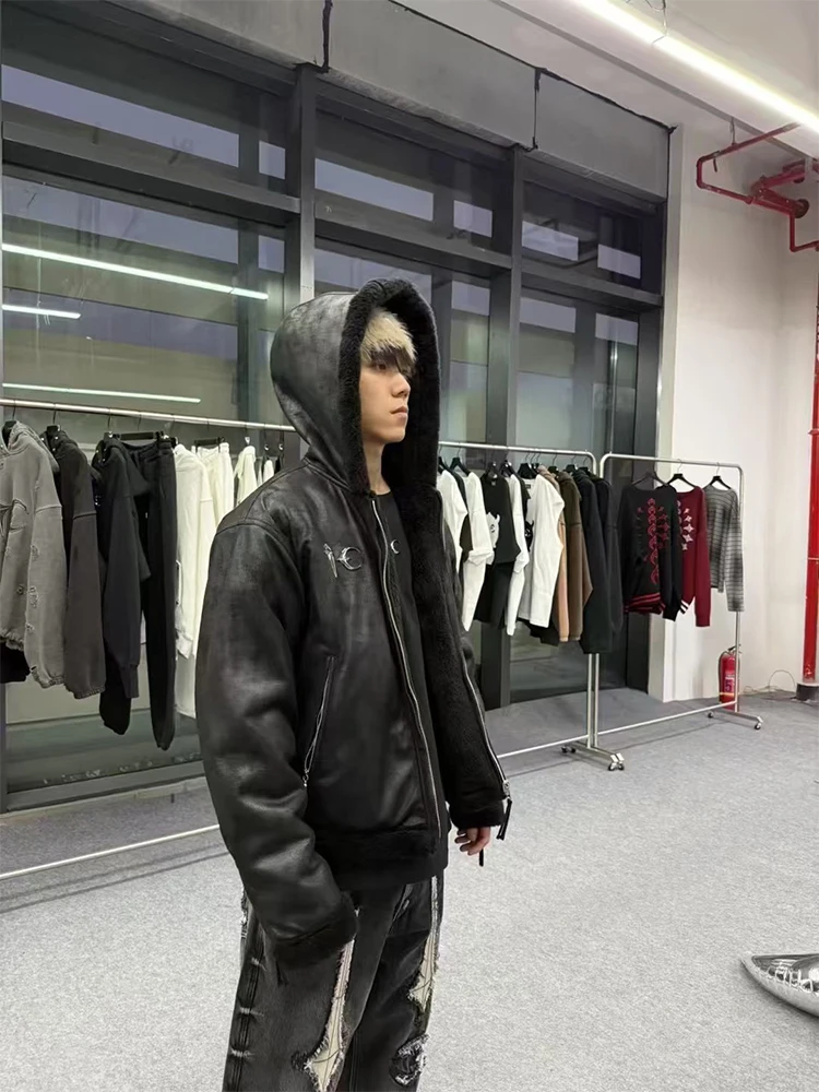 THUG CLUB Men's Double-Sided Wear Faded Fleece Leather Jacket Hooded Zipper Jacket Fur Coat Warm Citywalk Style Suede Material