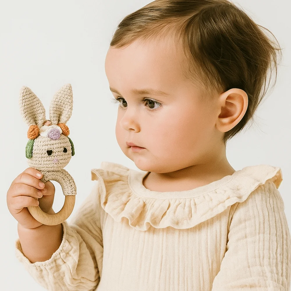 Drewniany Gryzak dla Królika, Szydełkowy Grzechotka, Miękki, Bez BPA, Uspokajający, Dzianinowy, Kreskówkowy Zwierzak, Edukacyjny, Muzyczny