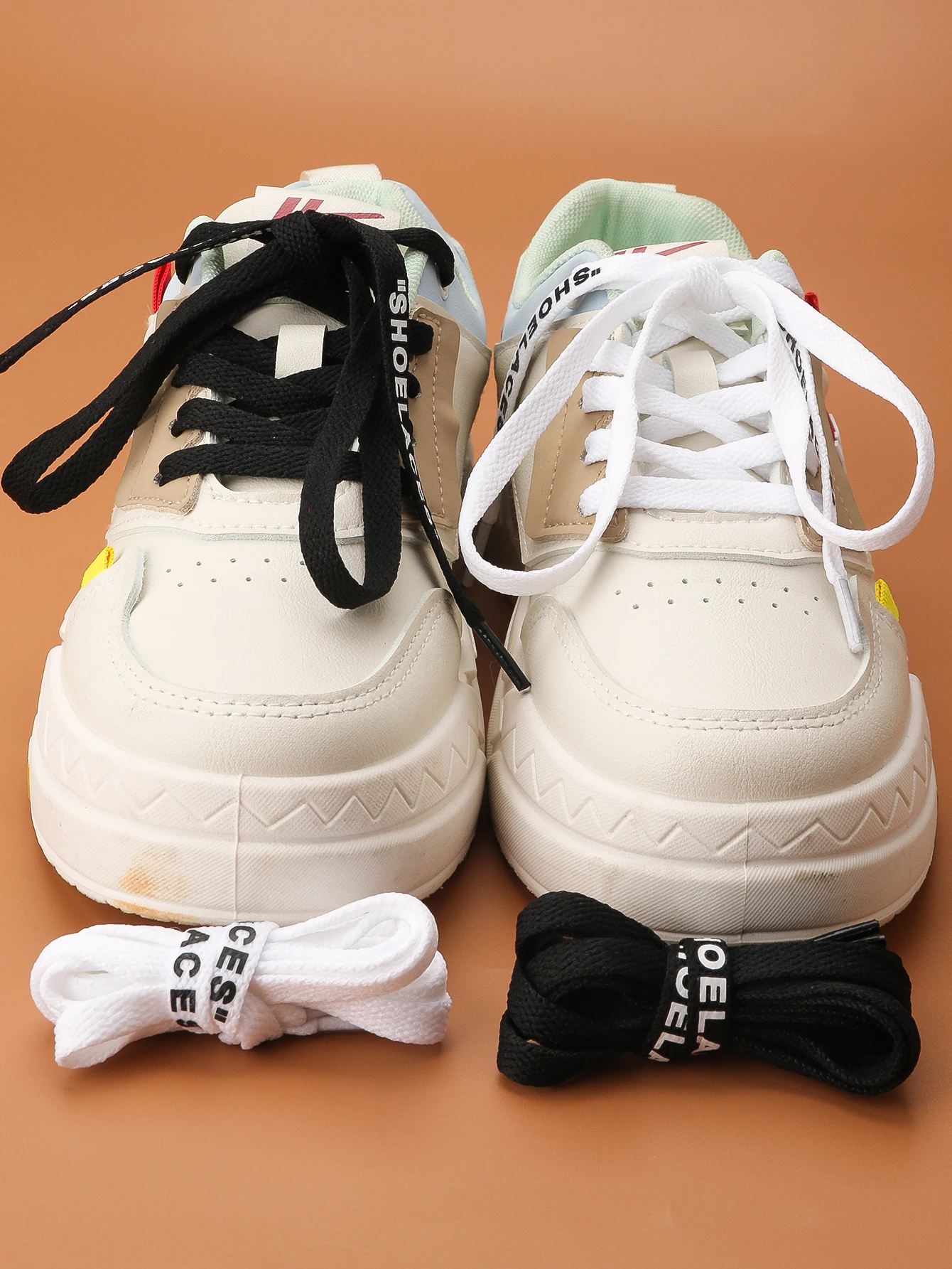 1 pair of English flat solid color woven canvas shoes, sports shoes, colored shoelaces