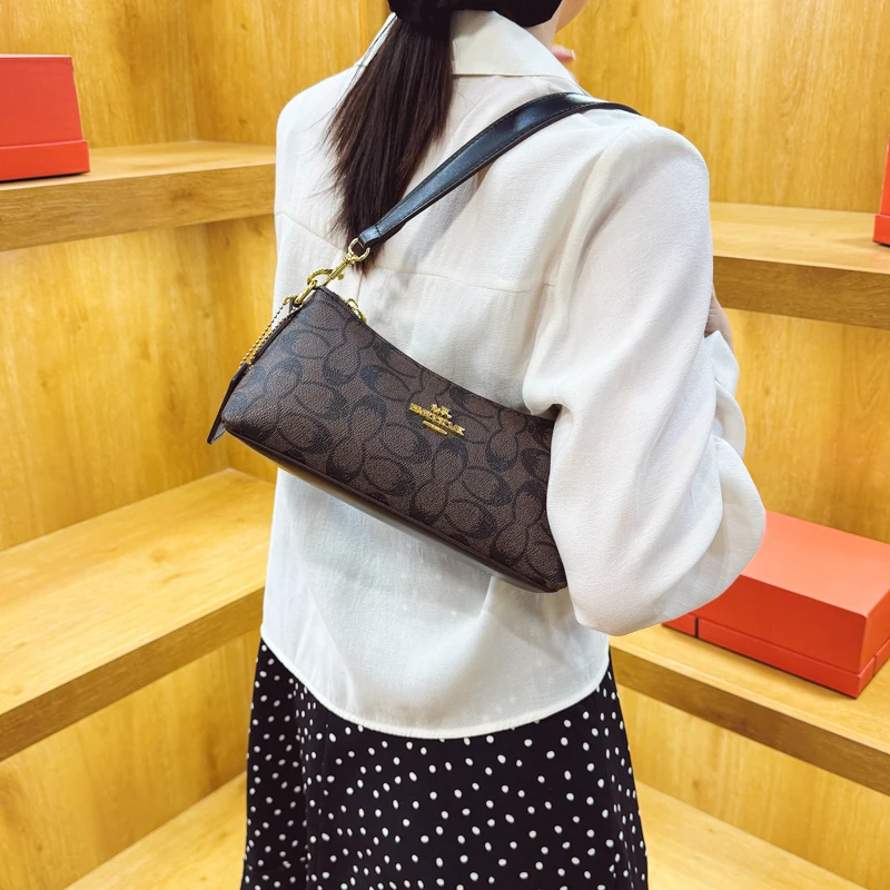 

Изысканная дизайнерская сумка для подгузников для женщин, роскошная кожаная сумка-тоут, элегантная сумка через плечо, стильная сумка ручной работы.