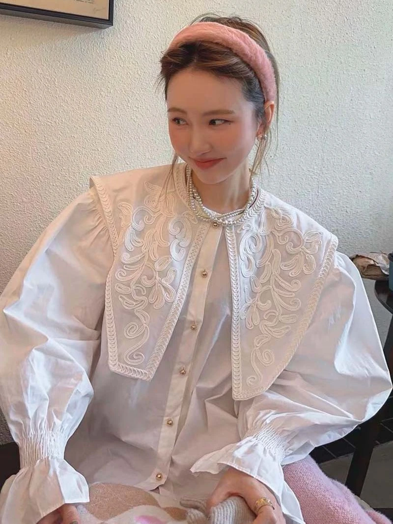 

Оверсайз-рубашка в стиле ретро с цветочным пэчворком, длинными рукавами и воротником, свободного кроя, зимняя, однотонная, средней длины, из хлопка, в уличном стиле